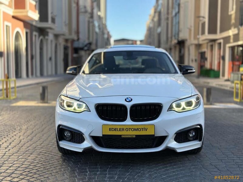 Galeriden BMW 2 Serisi 218i Sport Line 2015 Model İstanbul 150.000 km Beyaz 1