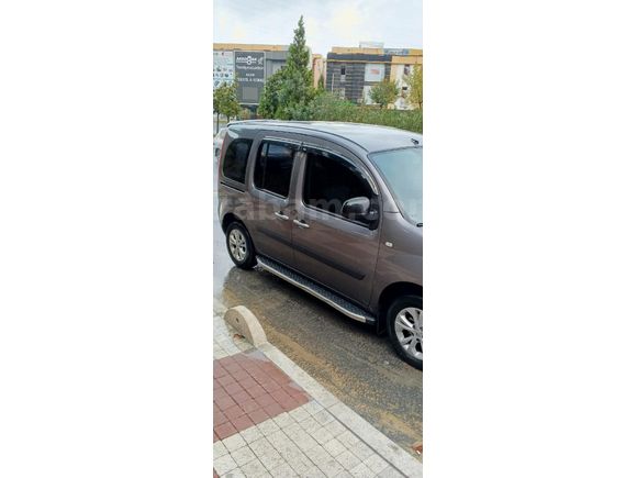 Sahibinden Renault Kangoo Multix 1.5 dCi Touch 2017 Model İstanbul 70.000 km Gri