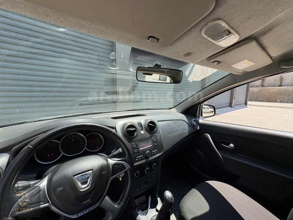 AST GROUP DAN Sandero 1.5 BlueDCI Stepway