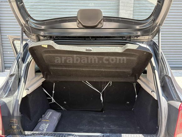 AST GROUP DAN Sandero 1.5 BlueDCI Stepway