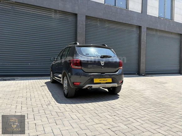 AST GROUP DAN Sandero 1.5 BlueDCI Stepway