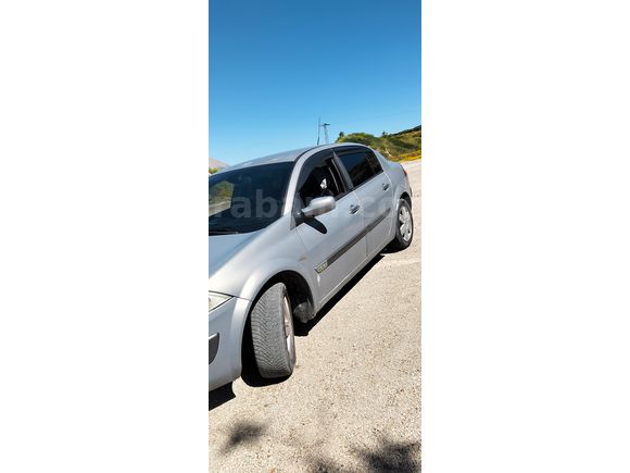 Sahibinden Renault Megane 1.6 Dynamique 2004 Model