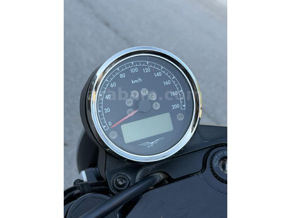 Sahibinden Moto Guzzi V7 III