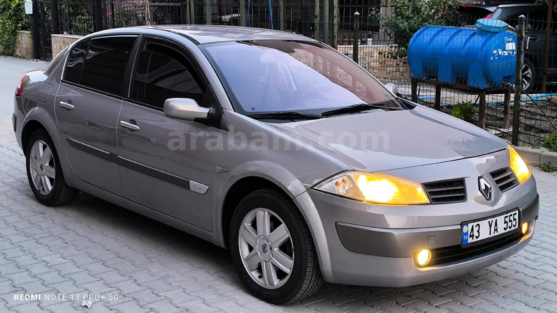 Galeriden Renault Megane 1.6 Dynamique 2004 Model Kütahya 120.000 km Gri (Gümüş) 6