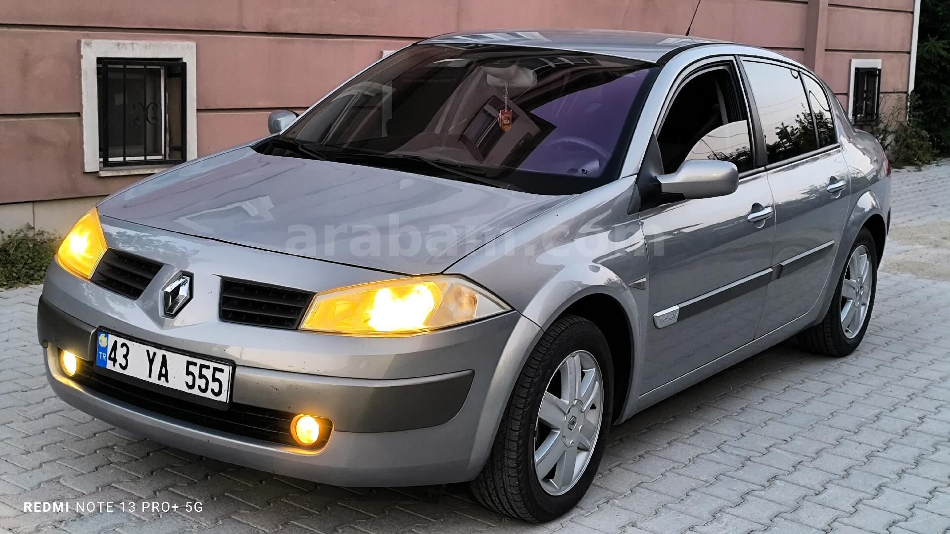 Galeriden Renault Megane 1.6 Dynamique 2004 Model Kütahya 120.000 km Gri (Gümüş) 7