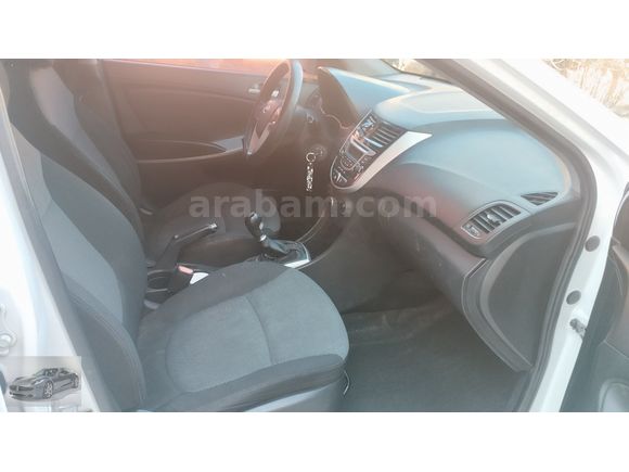 2012 ACCENT BLUE 1,4 LPG MANUEL 170000KM.