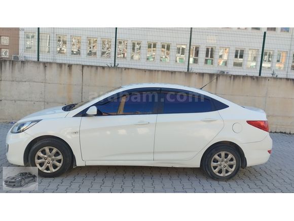 2012 ACCENT BLUE 1,4 LPG MANUEL 170000KM.