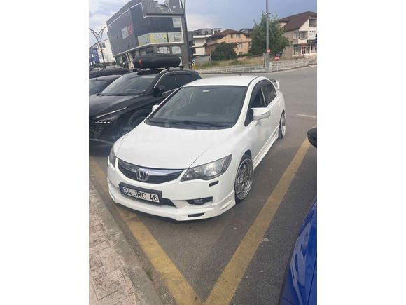 Sahibinden Honda Civic 1.6i VTEC Premium 2011 Model 