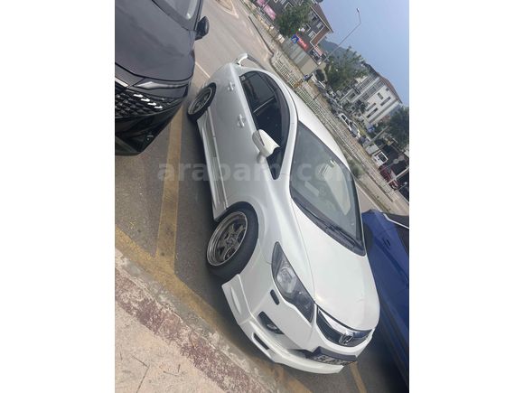 Sahibinden Honda Civic 1.6i VTEC Premium 2011 Model 