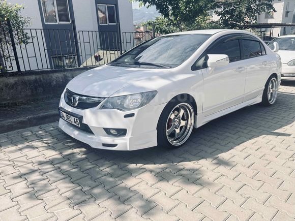 Sahibinden Honda Civic 1.6i VTEC Premium 2011 Model 