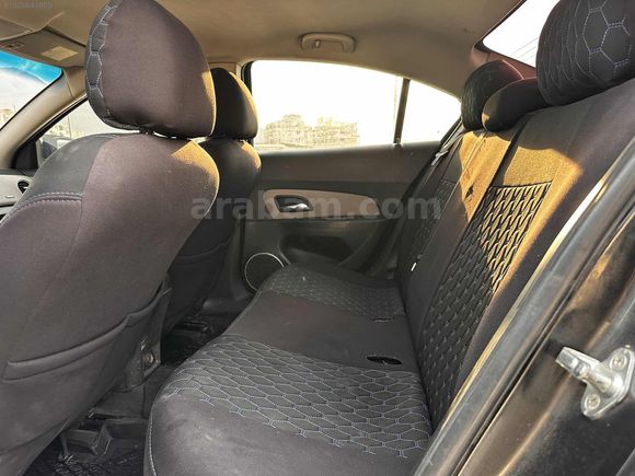 2011 CRUZE 2 PARÇA BOYALI