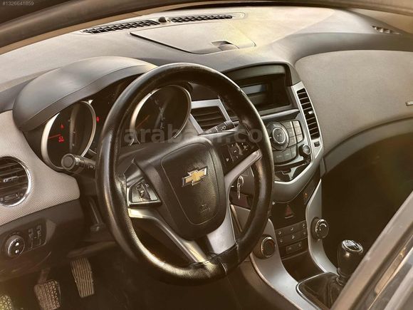 2011 CRUZE 2 PARÇA BOYALI