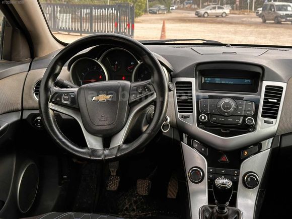 2011 CRUZE 2 PARÇA BOYALI