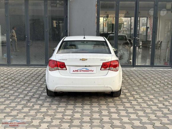 ARS OTOMOTİV DEN 2011 MODEL CHEVROLET CRUZE LT PAKET 99 BİNDE