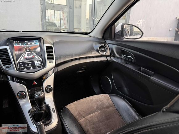 ARS OTOMOTİV DEN 2011 MODEL CHEVROLET CRUZE LT PAKET 99 BİNDE