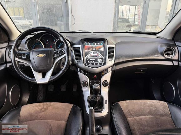 ARS OTOMOTİV DEN 2011 MODEL CHEVROLET CRUZE LT PAKET 99 BİNDE