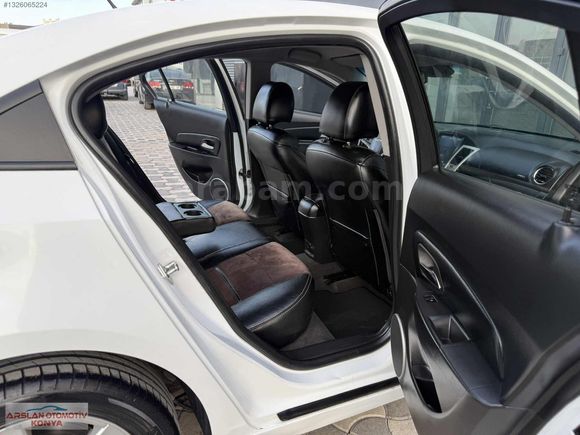 ARS OTOMOTİV DEN 2011 MODEL CHEVROLET CRUZE LT PAKET 99 BİNDE