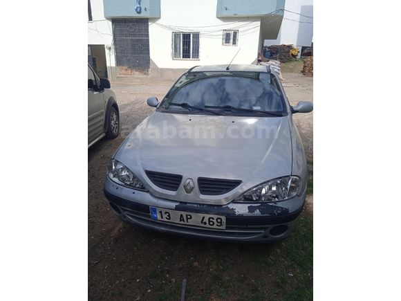 Sahibinden Renault Megane 1.6 RTA 2000 Model