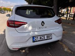 Sahibinden Renault Clio 1.0 SCe Joy 2022 Model  18.000 km Beyaz