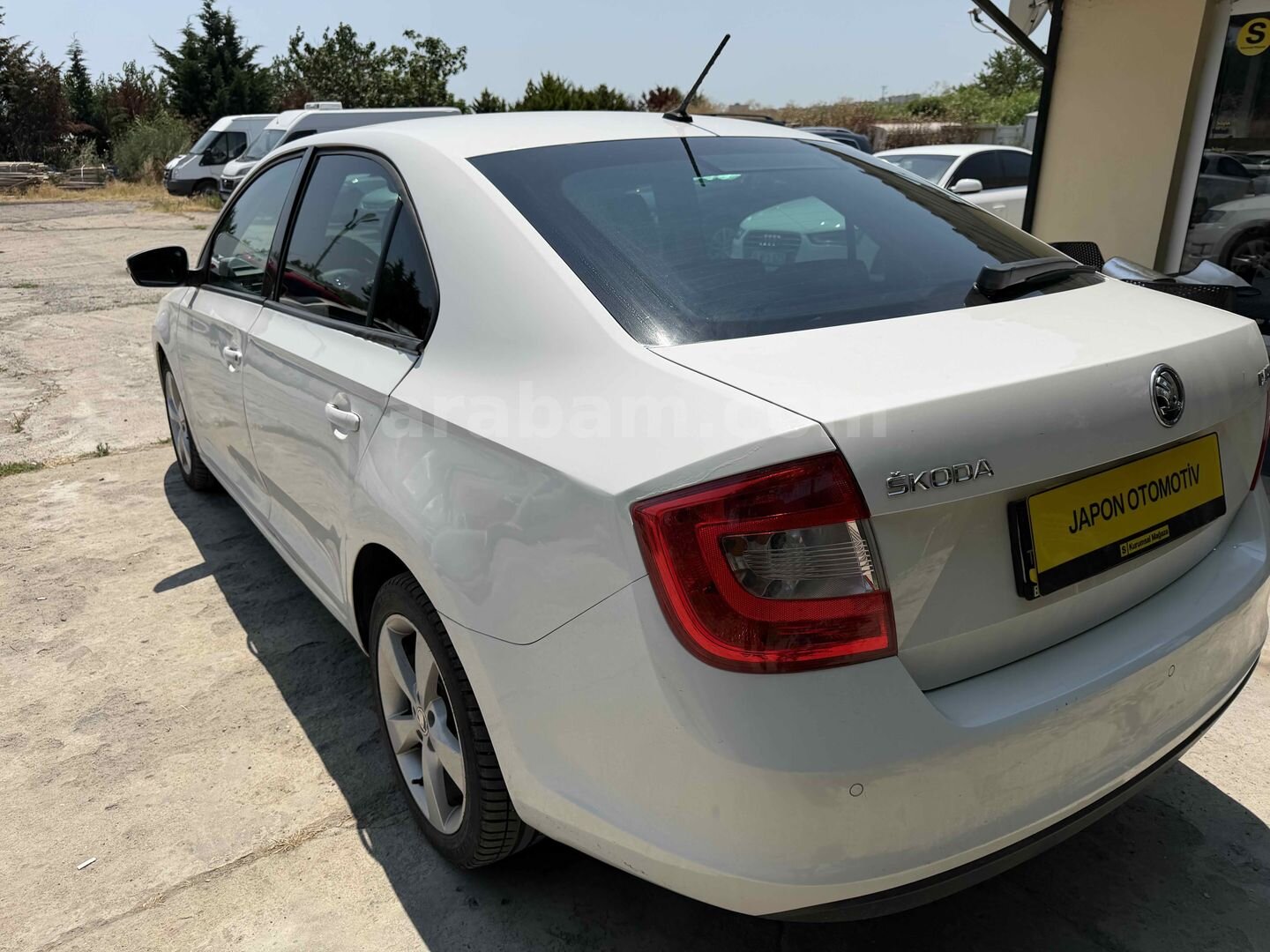 Galeriden Skoda Rapid 1.4 TDI GreenTec Style 2016 Model Tekirdağ 197.000 km Beyaz 6