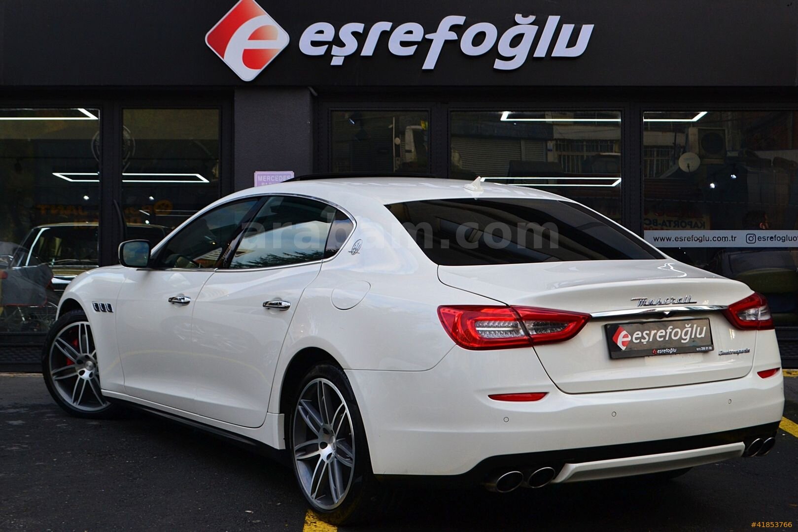 Galeriden Maserati Quattroporte 3.0 D 2014 Model İstanbul 115.000 km Beyaz 5