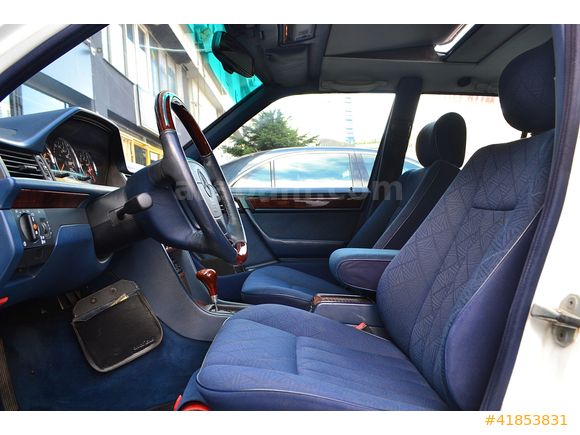EŞREFOĞLU 1994 E220 SW SUNROOF, 7 KİŞİLİK, 8 TUŞ, EMSALSİZ