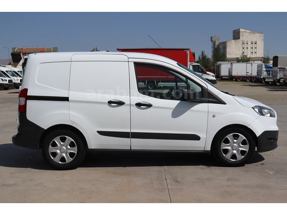 MBS BÜYÜKSOYLUDAN 2018 TRANSIT COURIER 1.5 TDCi KLİMALI PANELVAN
