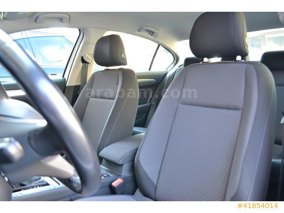 EŞREFOĞLU 2019 PASSAT 1.6 TDİ DSG DEĞİŞENSİZ, 122.500 KM