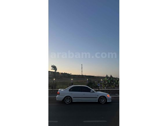 Sahibinden Honda Civic 1.4 i S 2000 Model 