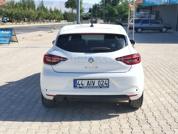 2022 MODEL HATASIZ BOYASIZ DEĞİŞENSİZ CLİO