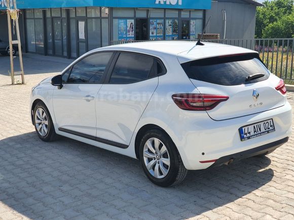 2022 MODEL HATASIZ BOYASIZ DEĞİŞENSİZ CLİO