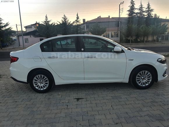 2023 MODEL HATASIZ BOYASIZ DÜŞÜK KM BAKIMLI FİAT EGEA