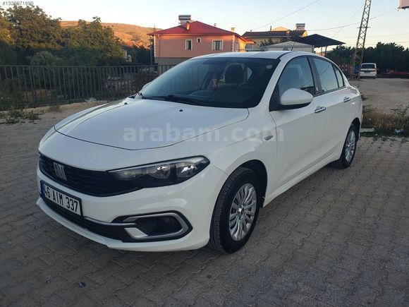 2023 MODEL HATASIZ BOYASIZ DÜŞÜK KM BAKIMLI FİAT EGEA