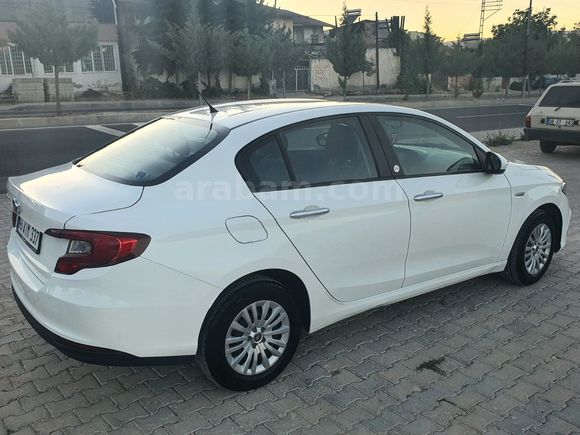 2023 MODEL HATASIZ BOYASIZ DÜŞÜK KM BAKIMLI FİAT EGEA