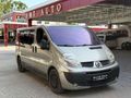 BULUŞ GRUP'TAN RENAULT TRAFİC DİZEL 9+1