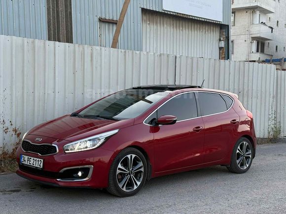 Sahibinden Kia Ceed 1.6 CRDi Premium 2015 Model 