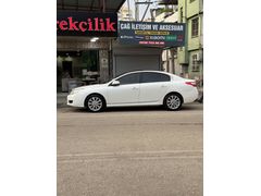  Hatasız boyasız Sahibinden Renault Latitude 1.5 dCi Executive 2012 Model Adana 203.000 km Beyaz