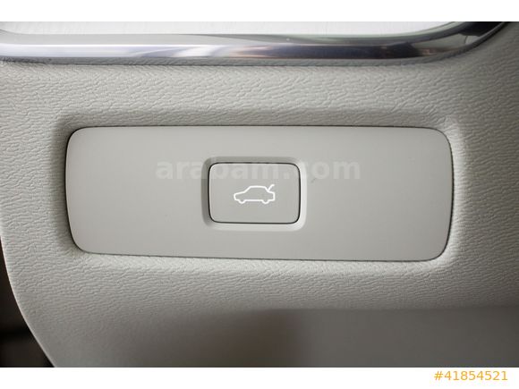 DİKMEN OTO-VOLVO XC60-PLUS DARK-ISITMA SOĞUTMA-HARMAN-MAKYAJLI
