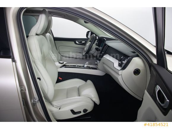 DİKMEN OTO-VOLVO XC60-PLUS DARK-ISITMA SOĞUTMA-HARMAN-MAKYAJLI