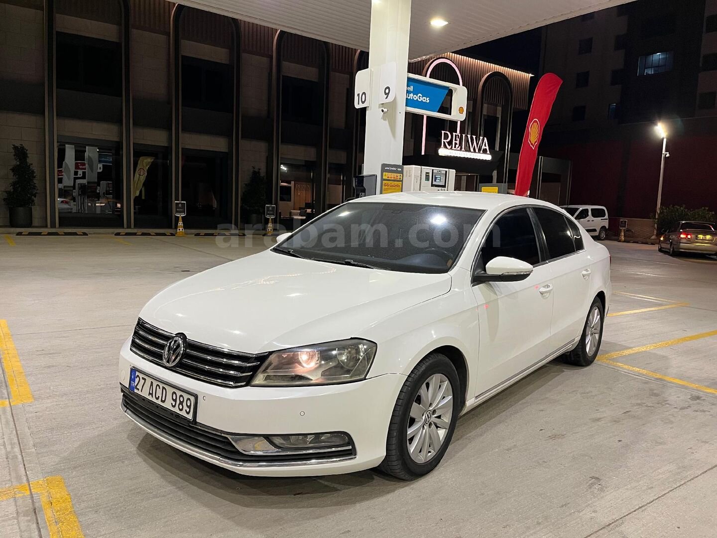 Galeriden Volkswagen Passat 1.6 TDi BlueMotion Comfortline 2012 Model Osmaniye 270.000 km Beyaz 1