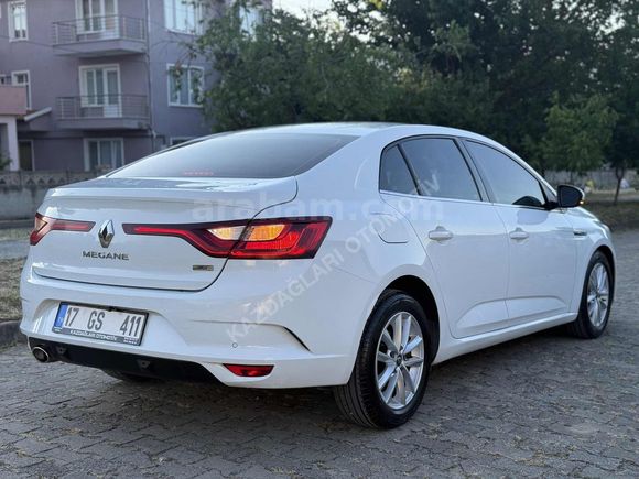 RENAULT MEGANE 1.5 DCİ TOUCH 174.ooo KM HATASIZ