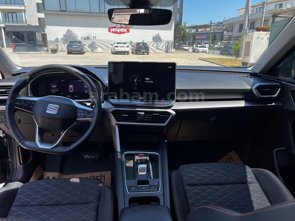 Sahibinden Seat Leon 1.5 eHybrid FR 2025 Model 