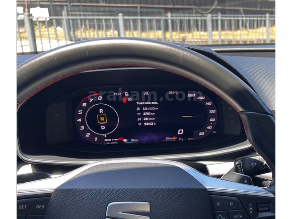 Sahibinden Seat Leon 1.5 eHybrid FR 2025 Model 