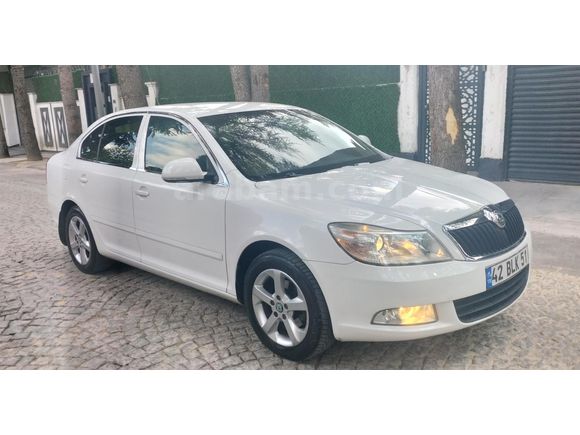 Skoda Octavia 1.6 TDI Elegance CR DSG 2011 Modell