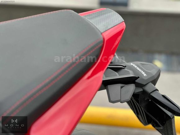HONDA / CBR 650R / 2024