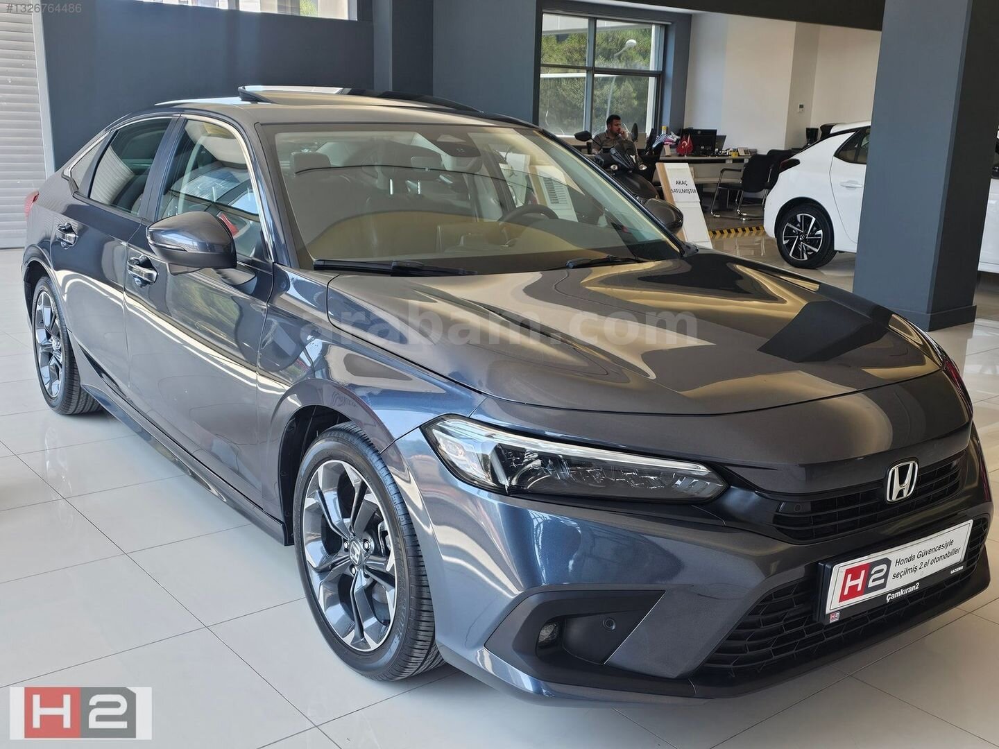Galeriden Honda Civic 1.5 i-VTEC Executive Plus 2024 Model İzmir 26.320 km Gri 3