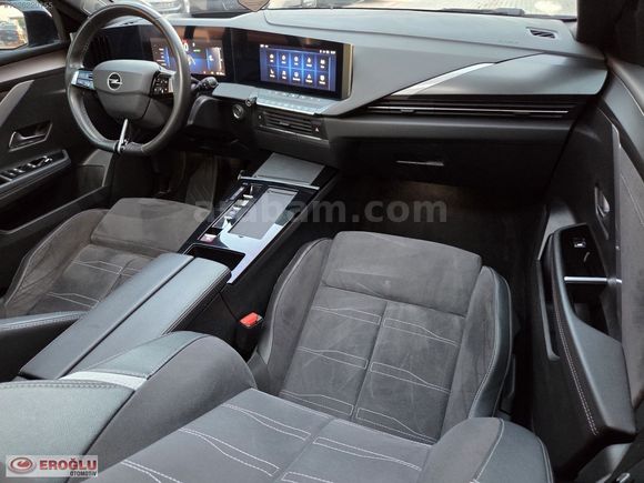 **EROĞLU** 2024 OPEL ASTRA-e ULTİMATE ELEKTRİKLİ BOYASIZ SUNROOF
