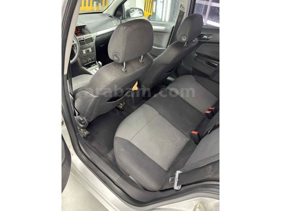 Sahibinden emsalsiz Tr de tek Opel Astra wagon 