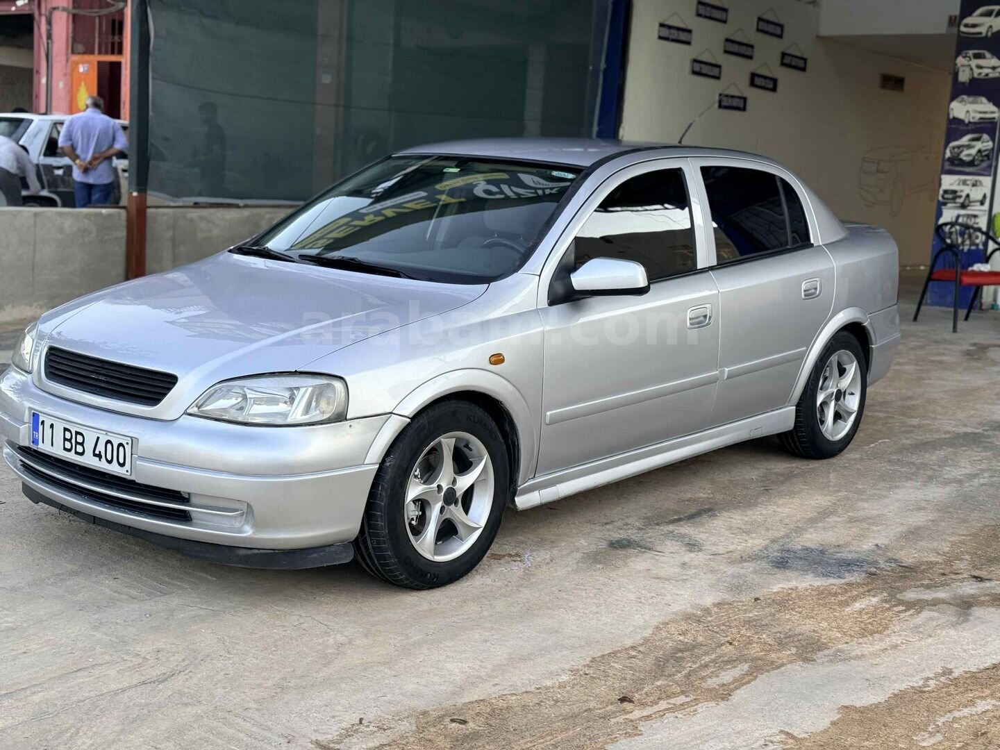 Galeriden Opel Astra 1.6 Comfort 2001 Model Şanlıurfa 390.000 km Gri (Gümüş) 3