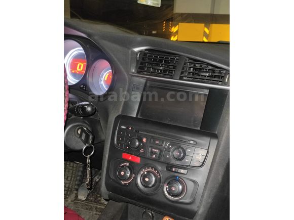 Sahibinden Citroen C4 1.6 e-HDi Confort 2012 Model 